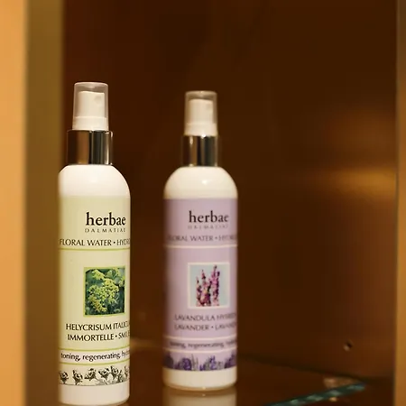 Boutique Mirjam 4* Μακάρσκα