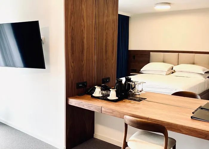 Otel Boutique Mirjam 4*