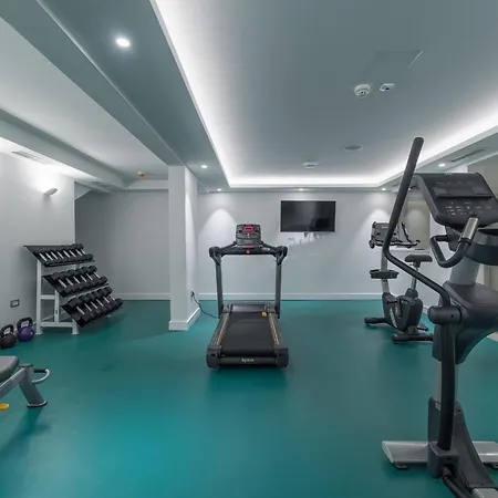 Boutique Mirjam 4* Makarska