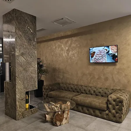 Boutique Mirjam 4*