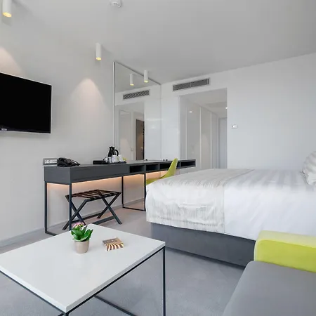 Boutique Mirjam Hotell 4*