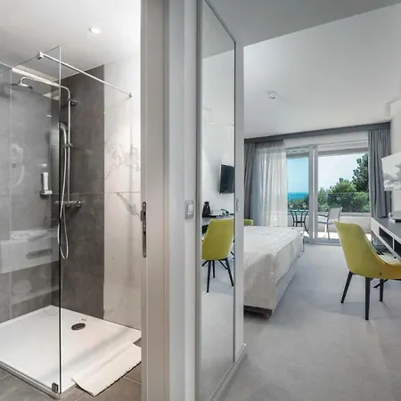 Hotell Boutique Mirjam 4*