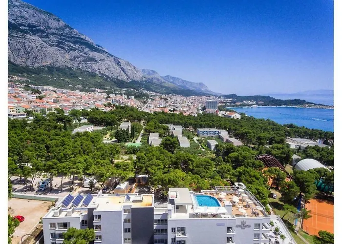 Boutique Mirjam 马卡尔斯卡