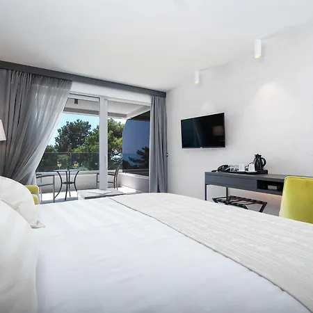 Hotell Boutique Mirjam 4*