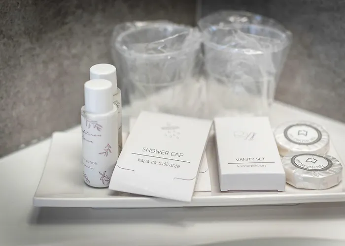 Hotel Boutique Mirjam 4*