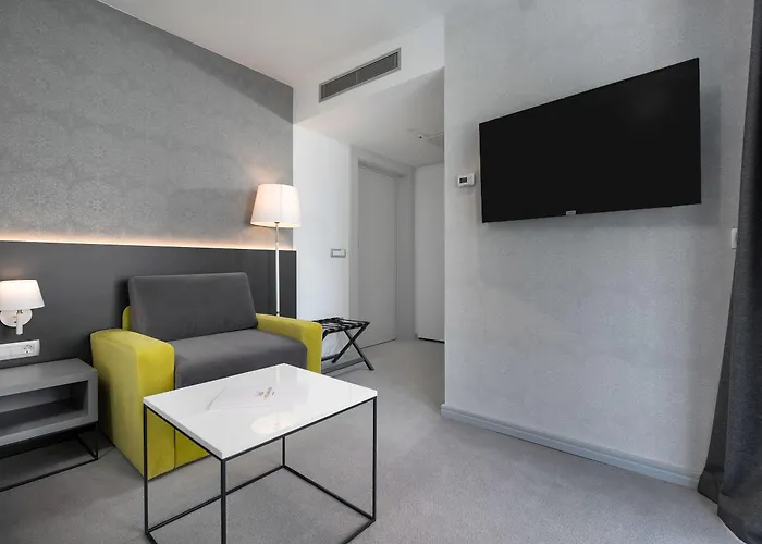 Boutique Mirjam 4* Makarska